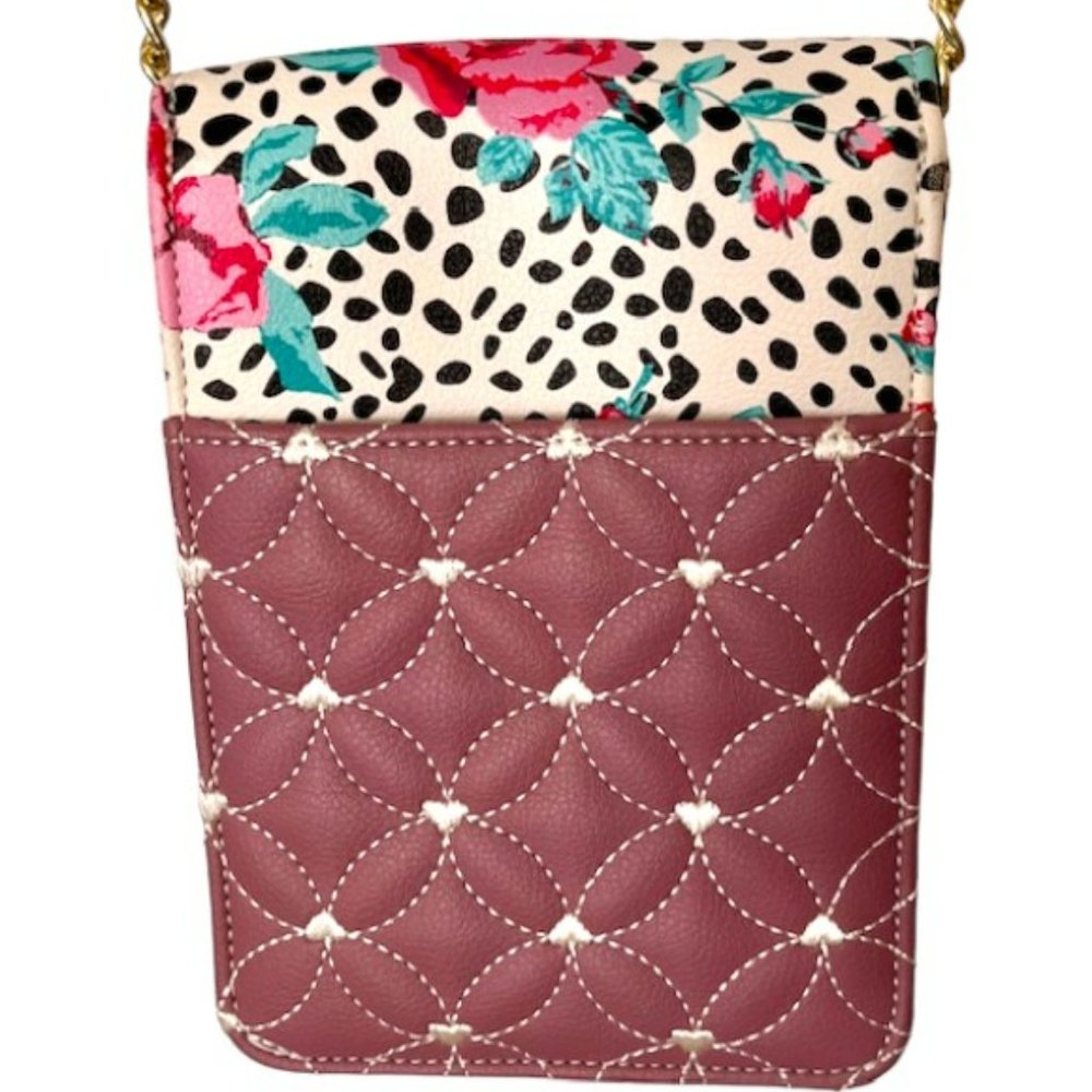 Betsey Johnson Quilted/Roses/Luv Betsey Small Crossbody Bag - Picture 3 of 9